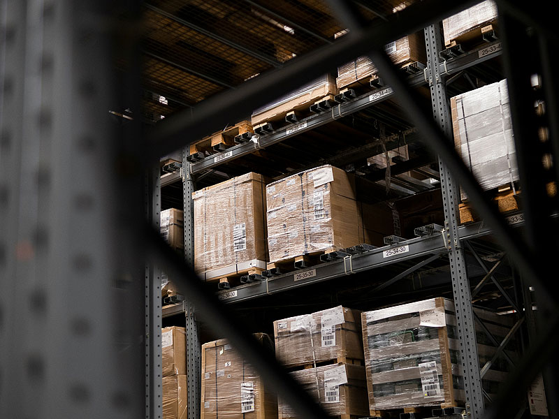 Pain-points-in-last-minute-furniture-hire---Real-time-inventory-and-delivery-woes