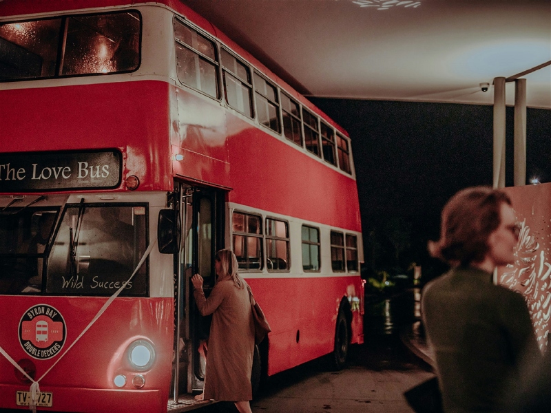 How much to hire a bus for a wedding? (£500–£1,200)